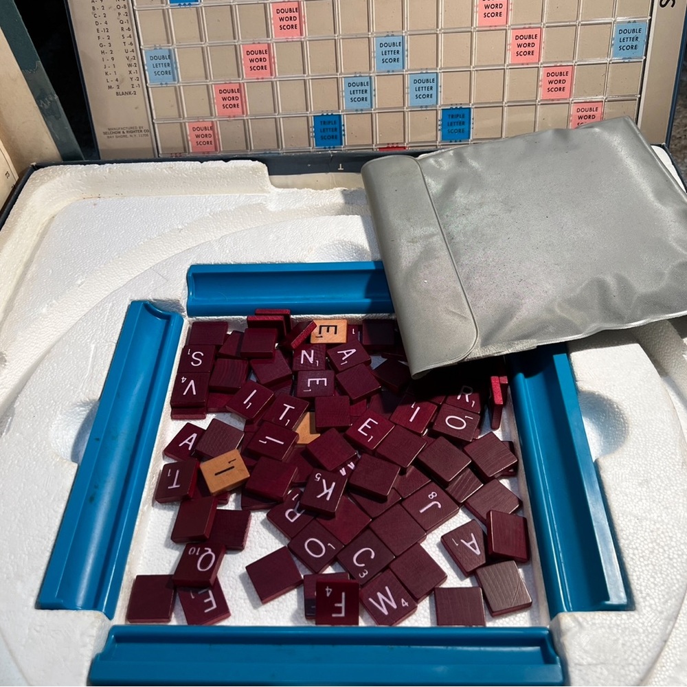 Vintage 1977 Scrabble Game Deluxe *Replacement Letter Tray Turntable Edition